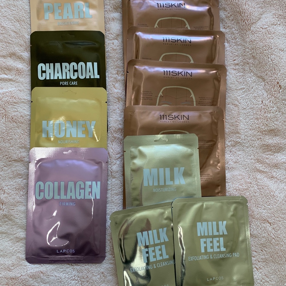 ⭐️ pk. Of 11 sheet masks